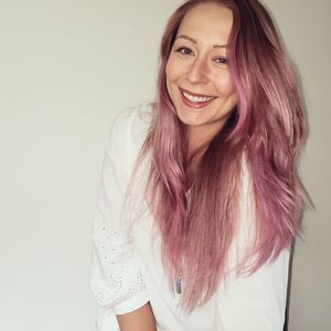 Meet your Posher, Carly